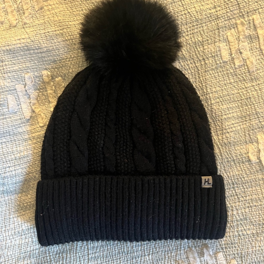 Women’s Black Knit Pom Beanie Hat